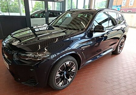 BMW iX3 Inspiring Aerodynamik M-Sport Pano. PDC SHZ