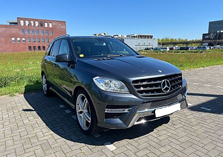 Mercedes-Benz ML 350 BlueTEC 4MATIC AMG mit HU - MB-Scheckheft