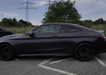 Mercedes-Benz C 63 AMG Mercedes-AMG C 63 S Autom. Mercedes...