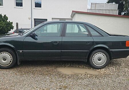 Audi 100