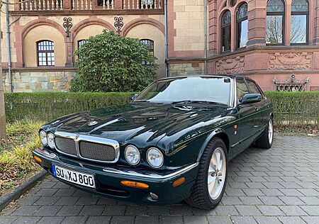 Jaguar XJ8 3.2 Typ 308