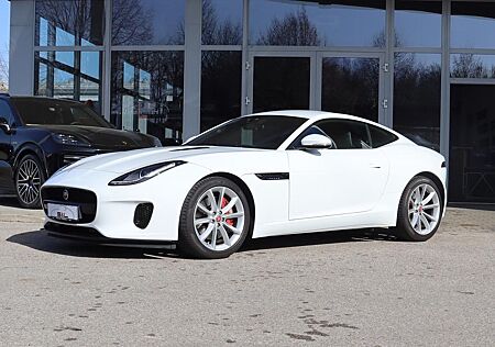 Jaguar F-Type P300 Black-Pack/Klappe/Kamera