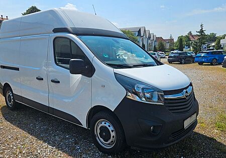Opel Vivaro L2H2 1, Hand , Unfallfrei , AHK , WR