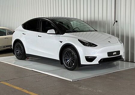 Tesla Model Y Long Range Dual AWD