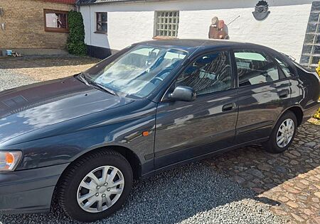 Toyota Carina e 1.8 - BJ 97, TOP Gepflegt, 71000 km