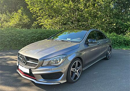 Mercedes-Benz CLA 250 DCT 4MATIC AMG Line AMG Line