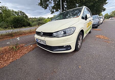 VW Touran Volkswagen 2.0 TDI SCR 85kW DSG Comfortline Comf...