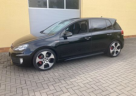 VW Golf Volkswagen VI GTI 2.0 ,DSG,Navi ,4türig, 18 Zoll !