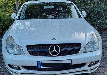 Mercedes-Benz CLS 500 -