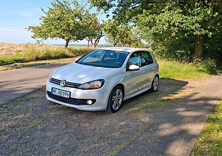 VW Golf Volkswagen 1.4 TSI DSG 90 kW