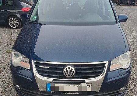 VW Touran Volkswagen 1.9 TDI DPF Highline BlueMotion Highl...