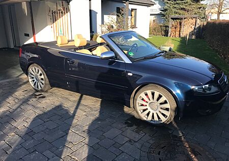 Audi A4 Cabriolet 2.5 TDI Liebhaberfahrzeug