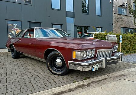 Buick Riviera **455ci/7,5L big block**