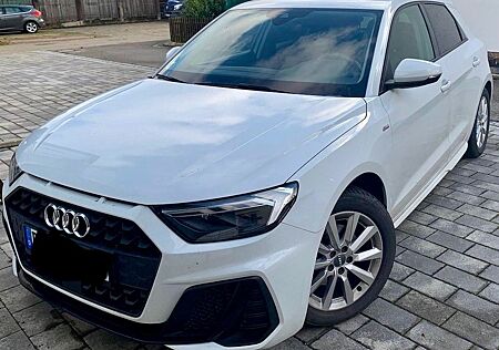 Audi A1 30 TFSI S tronic S line Sportback S line