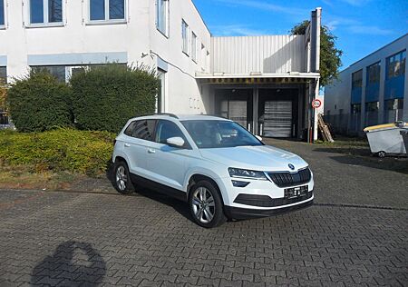 Skoda Karoq Style*Aut*Klima*Leder*Navi*Xenon*Alu*Euro6