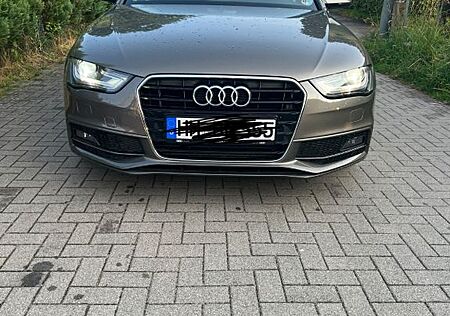 Audi A4 3.0 TDI 150kW multitronic S line S line