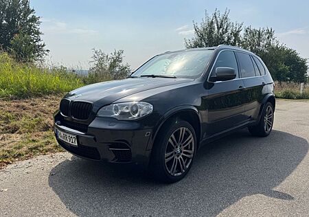 BMW X5 M50 M50d -Performance