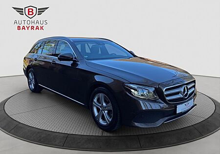Mercedes-Benz E 220 d MULTIBEAM/SHZ/AHK/NAVI/TEMP./TEIL-LEDER