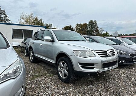 VW Touareg Volkswagen V10 TDI