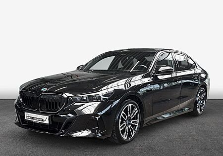 BMW 520d Limousine M-Sport HK HiFi DAB LED AHK Pano