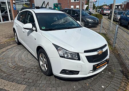 Chevrolet Cruze Hatchback LT