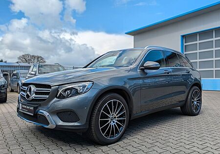 Mercedes-Benz GLC 220 d 4Matic AMBIENTE AMG AHK LED PANO