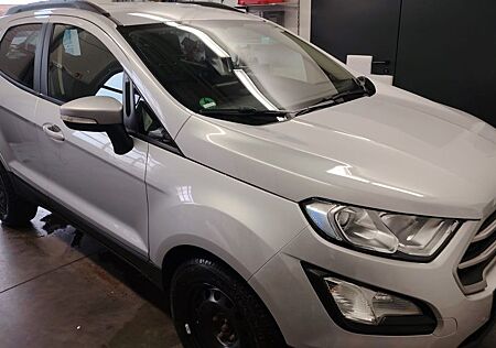 Ford EcoSport 1,0 EcoBoost 92kW Cool & Connect Co...