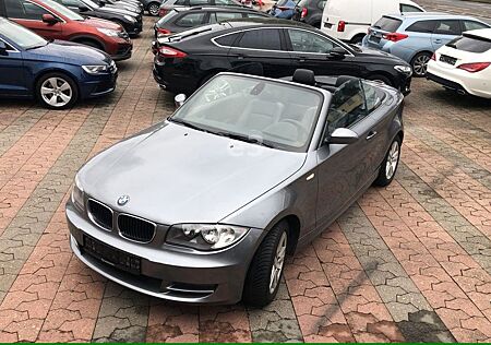 BMW 118i Cabrio;SCHECKHEFT;LEDER;SITZHEIZUNG;PDC