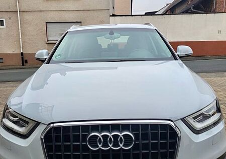 Audi Q3 2.0 TFSI 155kW S tronic quattro -