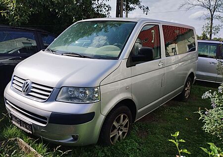 VW T5 Multivan Volkswagen - 4MOTION