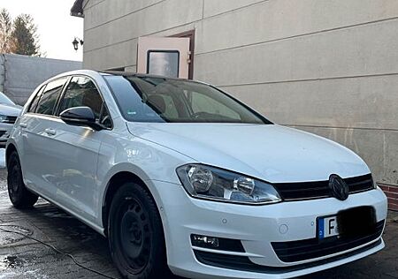 VW Golf Volkswagen 1.2 TSI BMT Comfortline Comfortline