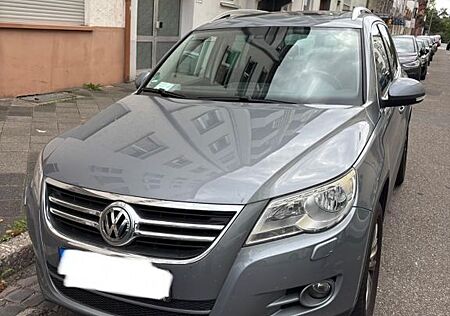VW Tiguan Volkswagen 2.0 TSI 4Motion / Apple CarPlay