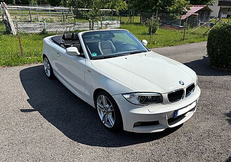 BMW 118i Cabrio M-Paket TÜV/AU neu