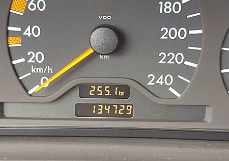Mercedes-Benz 200 gebraucht kaufen Mercedes-Benz 200