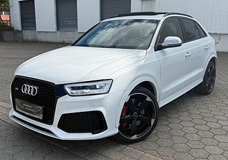 Audi RS Q3 RSQ3 Quattro/S-Line/Panorama/Kamera/1Hand Euro6