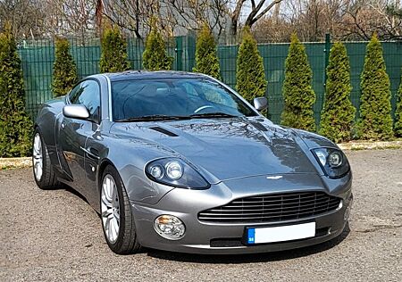 Aston Martin Vanquish - V12, 2+2, 6/2003
