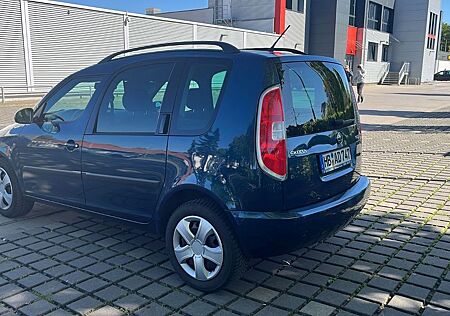 Skoda Roomster 1.6l TDI 66kW Ambition Plus Edition...