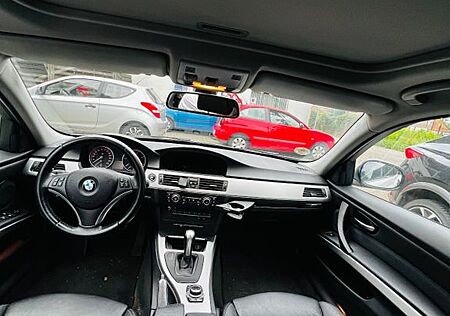 BMW 318d Edition Exclusive Edition Exclusive