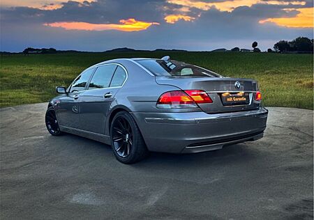 BMW 750Li A -