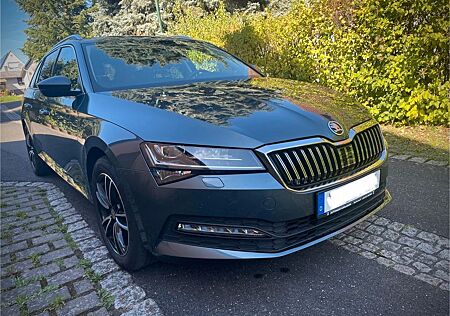 Skoda Superb 1.5 TSI ACT DSG AMBITION COMBI AMBITION