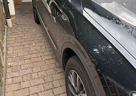 VW Tiguan Allspace Volkswagen 2.0 TDI SCR 140kW DSG 4MOTIO...
