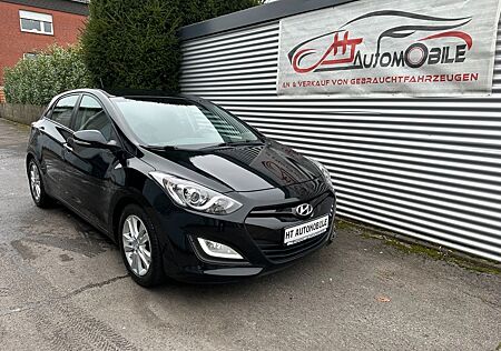 Hyundai i30 1.4 NAVI/SHZ/KLIMAAUT/R.F.KAMERA