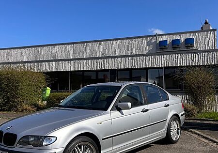 BMW 316i Edition Exclusive Edition Exclusive