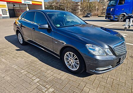 Mercedes-Benz E 200 BlueEFFICIENCY ELEGANCE HU/AU NEU