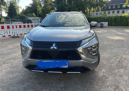 Mitsubishi Eclipse Cross 2.4 PLUG-IN HYBRID 4WD Select ...