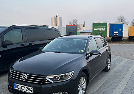 VW Passat Variant Volkswagen 1.6 TDI Comfortline Variant C...