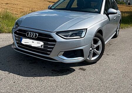 Audi A4 Avant Facelift AHK schwenkbar Scheckheft