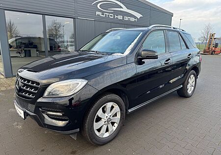 Mercedes-Benz ML 350 CDI BlueTec/NAVI/AHK/EURO6/SCHECKHEFT
