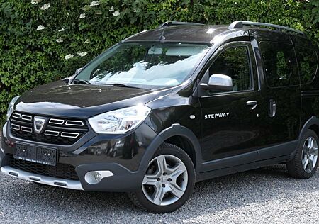 Dacia Dokker Stepway Plus*NAVI*KAMERA*PDC*AHK*Sitzhe..