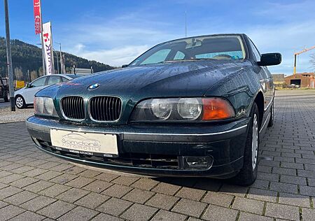 BMW 523i /1.HAND/SEHR GEPFLEGT/ROSTFREI/LEDER/SITZH.